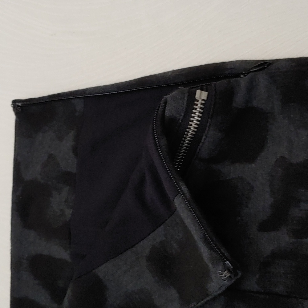 MICHAEL Michael Kors Women's Size 8 Lined Skirt - Picture 4 of 8